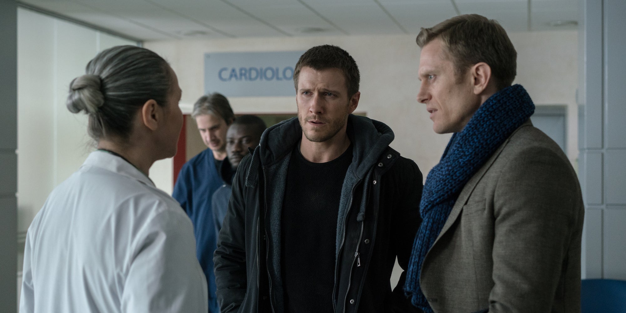 Nick Durand (Patrick Heusinger) et Jack Byrne (Neil Jackson), deux personnages qu'on aura le plaisir de retrouver dans la saison 3 d'Absentia.