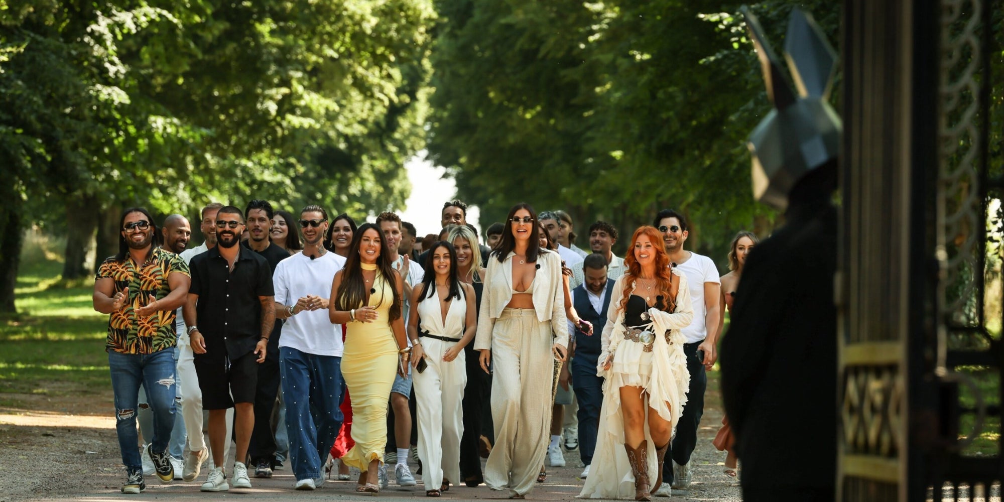 Découvrez la saison 4 inédite de l'émission "Les Cinquante" sur W9 et M6+. 