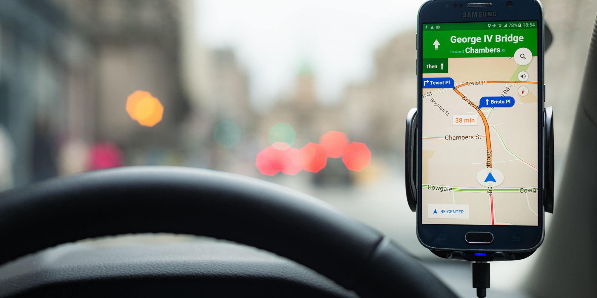 Découvrez comment utiliser Google Maps même sans connexion satellite sur votre Android ! 