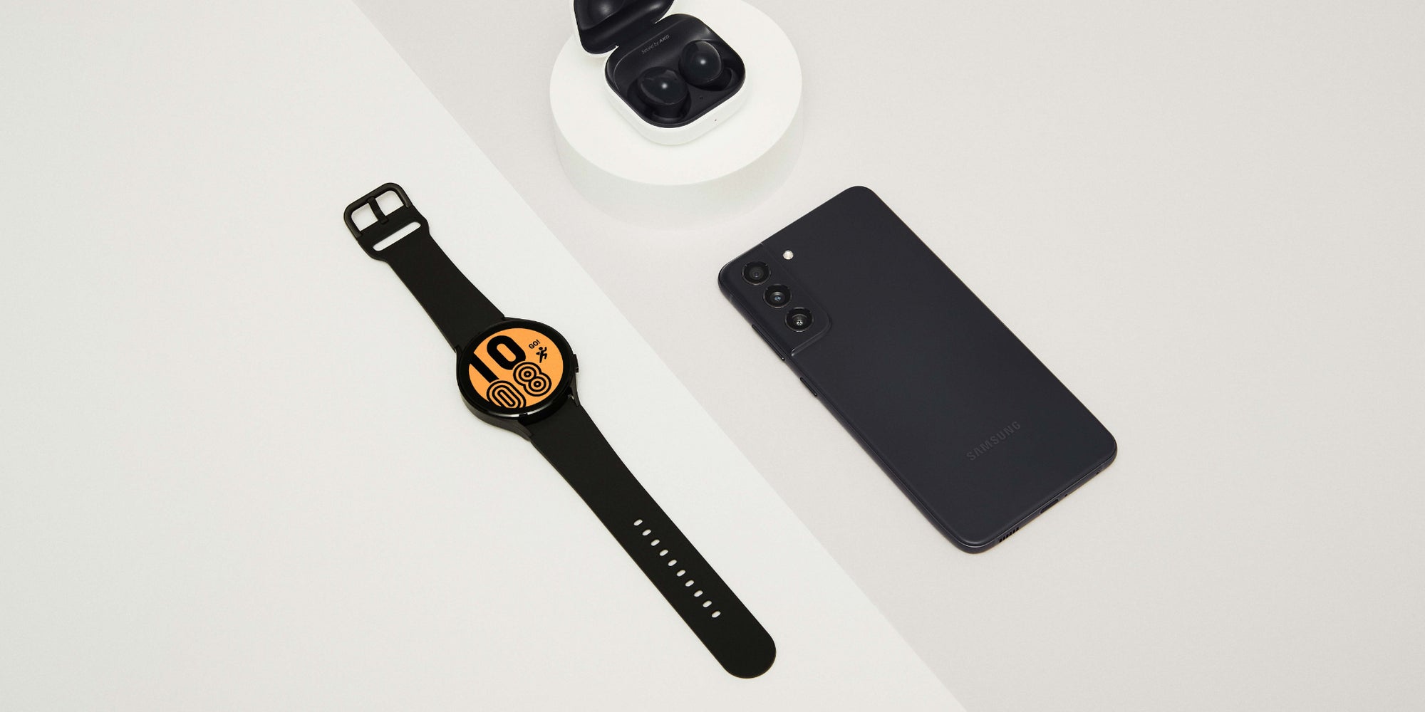 Un smartphone + une montre connectée derniers cris signés Samsung, à un prix défiant toute concurrence chez SFR...