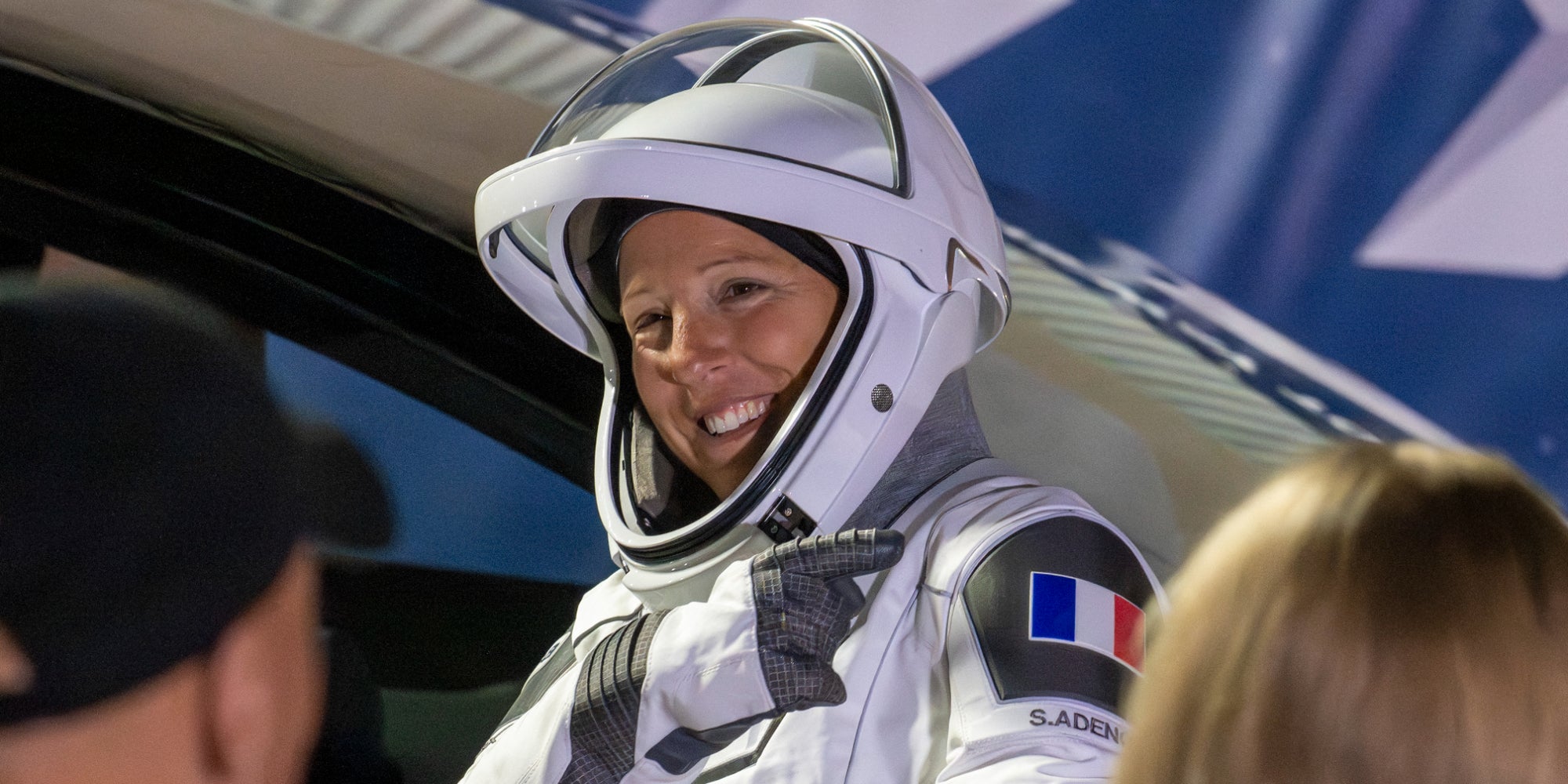 L'astronaute de l'ESA Sophie Adenot lors de son départ pour la fusée SpaceX Falcon 9, pour la mission Crew-12 à la base spatiale de Cape Canaveral en Floride, le 13 février 2026.
