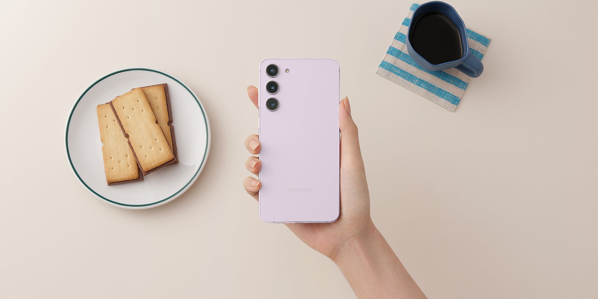 Le Samsung Galaxy S23, tout beau, tout neuf, est disponible chez SFR.