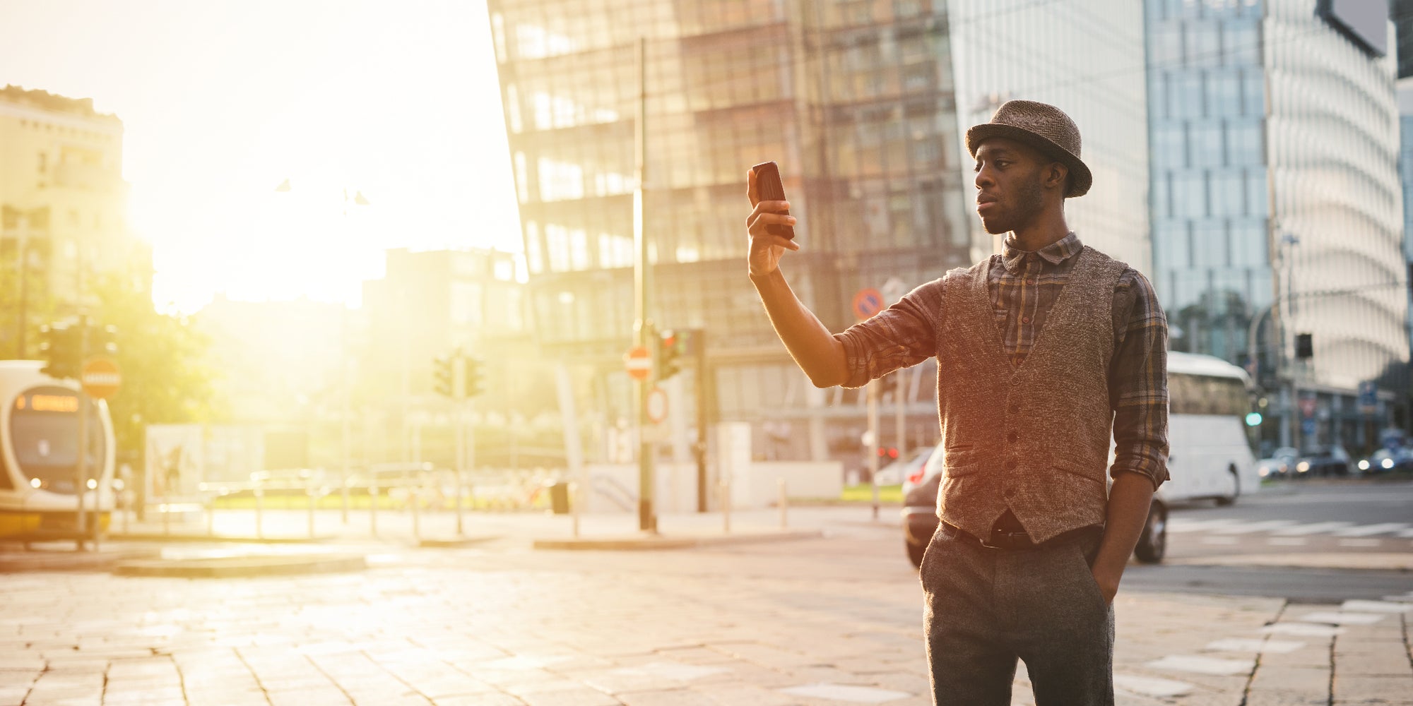 Passez sur le nouveau réseau ultra rapide et ultra performant, en profitant d'offres sur les smartphones 5G chez SFR...