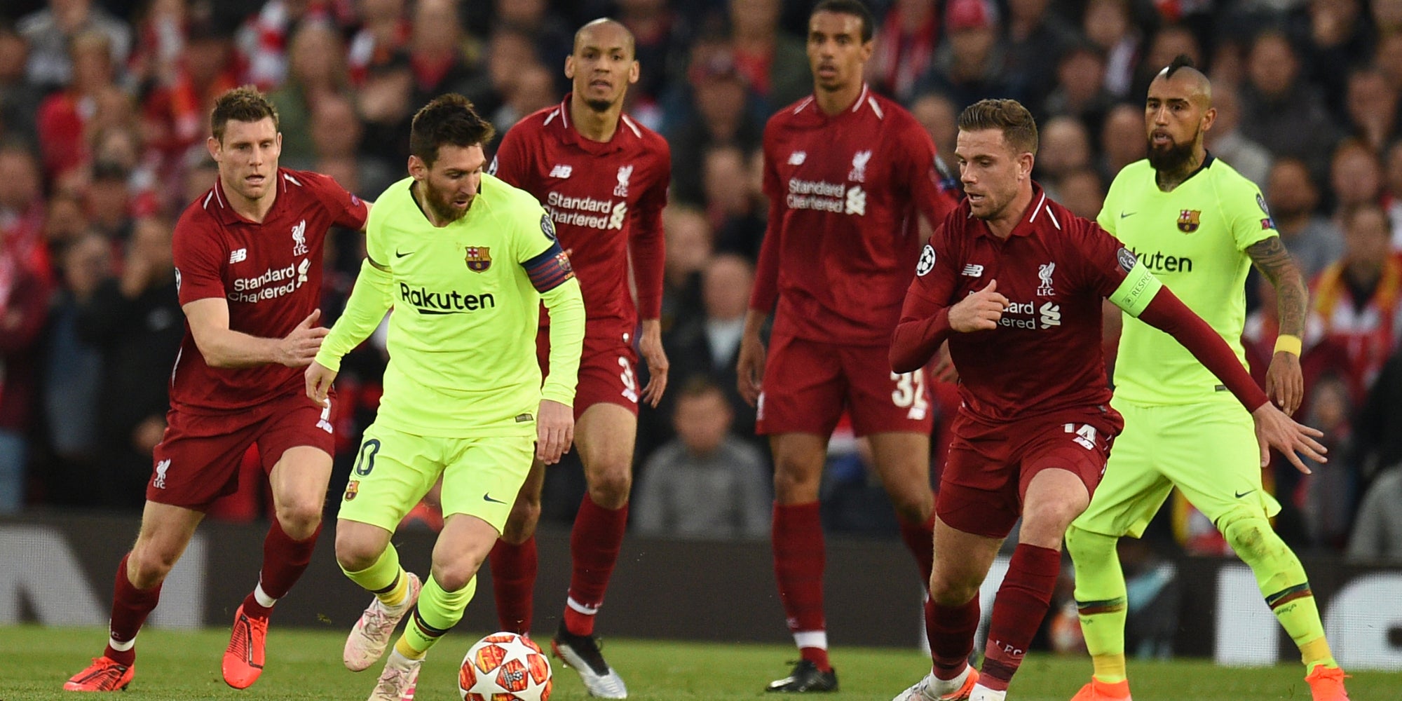 Le meilleur joueur d'Europe et Lionel Messi à la lutte lors de Liverpool - Barcelone, le 7 mai 2019 en Ligue des Champions