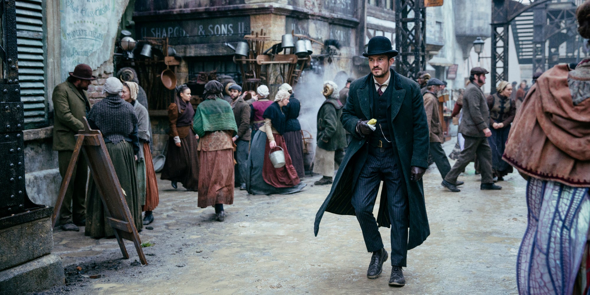 Retrouvez Orlando Bloom dans "Carnival Row", une série originale Amazon Prime Video.