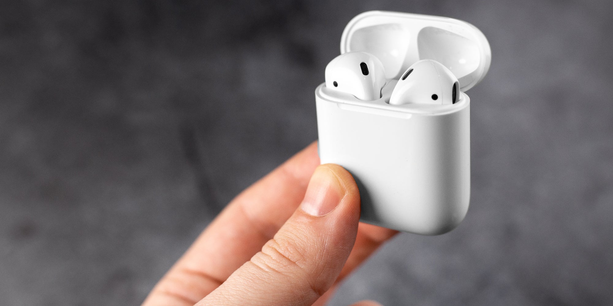 Les AirPods 3 d'Apple devraient arriver dans les prochaines semaines, et leur nouveau design se précise
