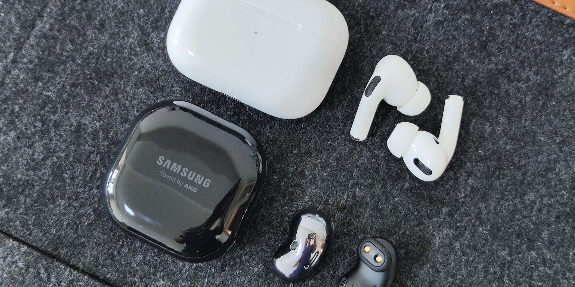 Les AirPods d'Apple et les Galaxy Buds Live de Samsung sont en promotion chez SFR