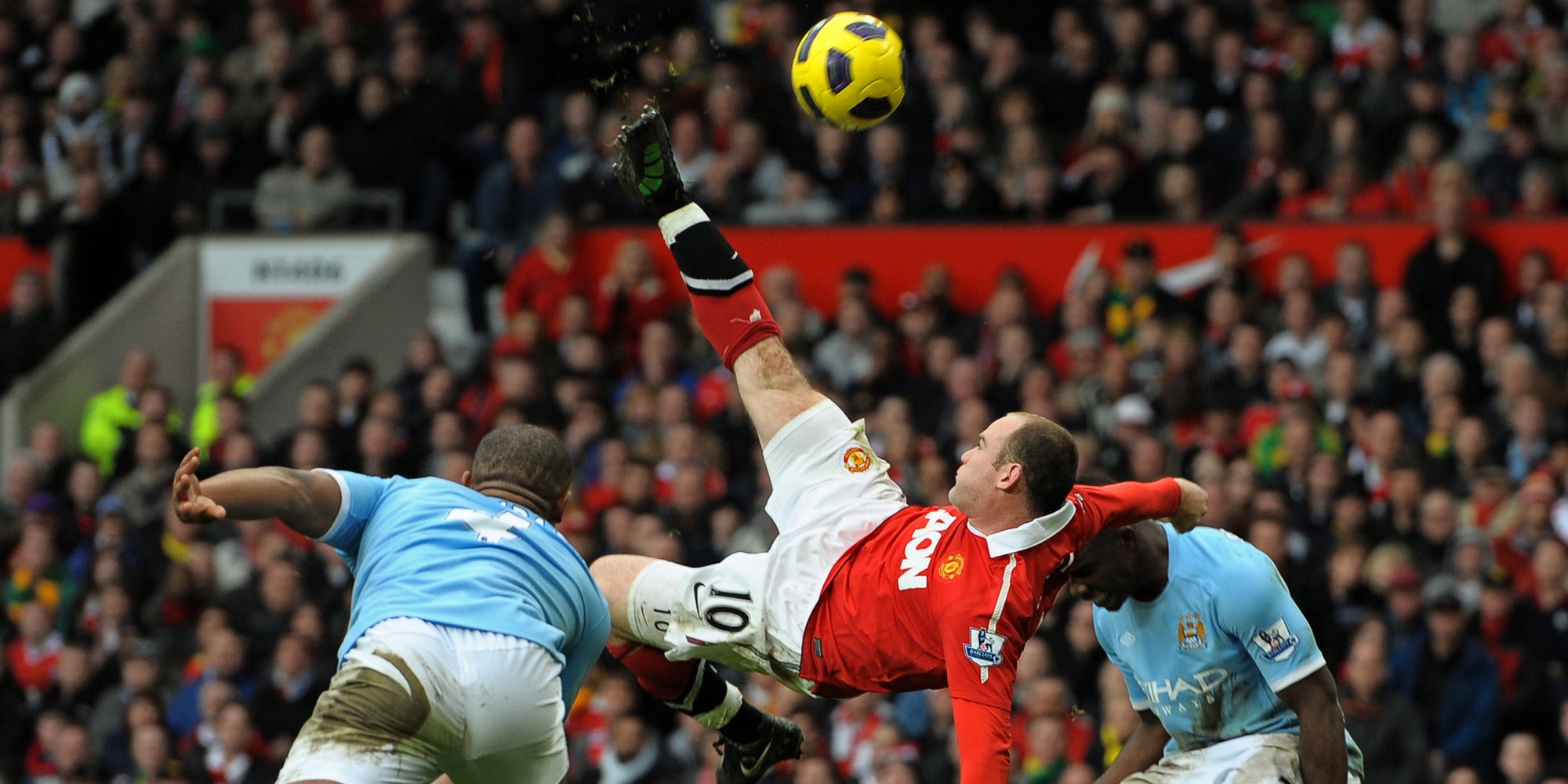 Wayne Rooney inscrit un fabuleux retourné contre Manchester City le 12 février 2011 à Old Trafford