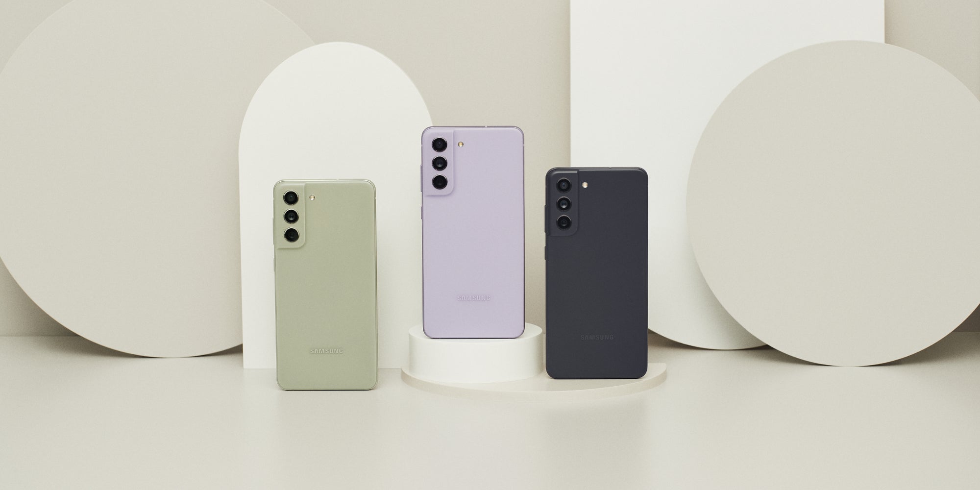 Le Samsung Galaxy S21 FE est disponible chez SFR