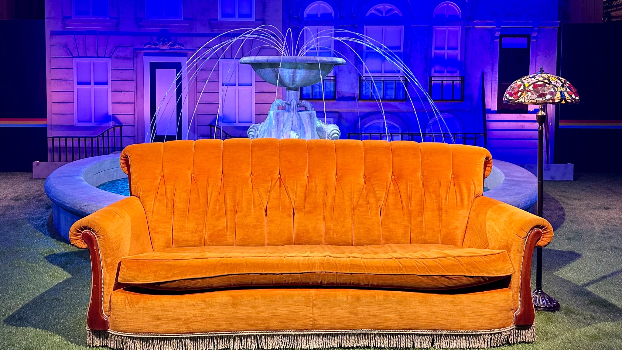 Prenez place dans le mythique canapé de Friends pour une jolie photo souvenir !