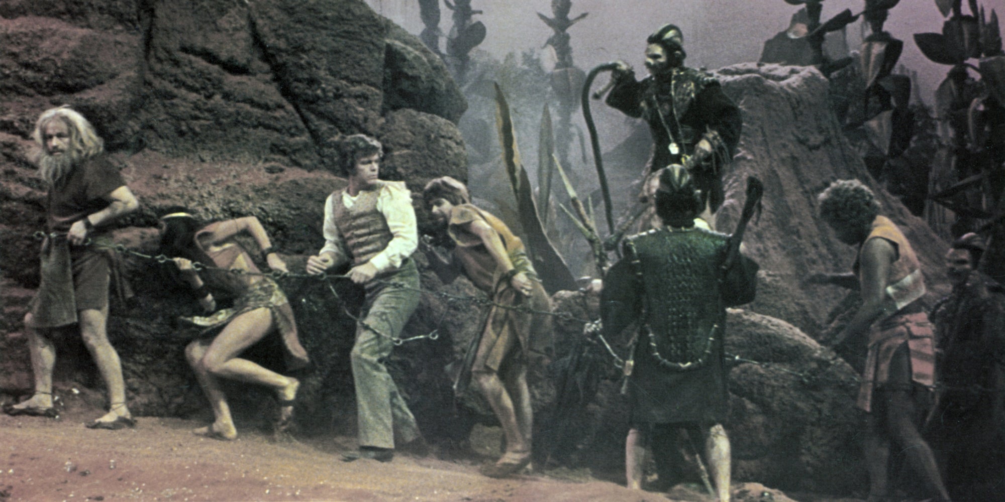 Paramount Channel vous propose, entre autres aventures cinématographiques, la folle découverte souterraine de "Centre Terre : Septième Continent"...