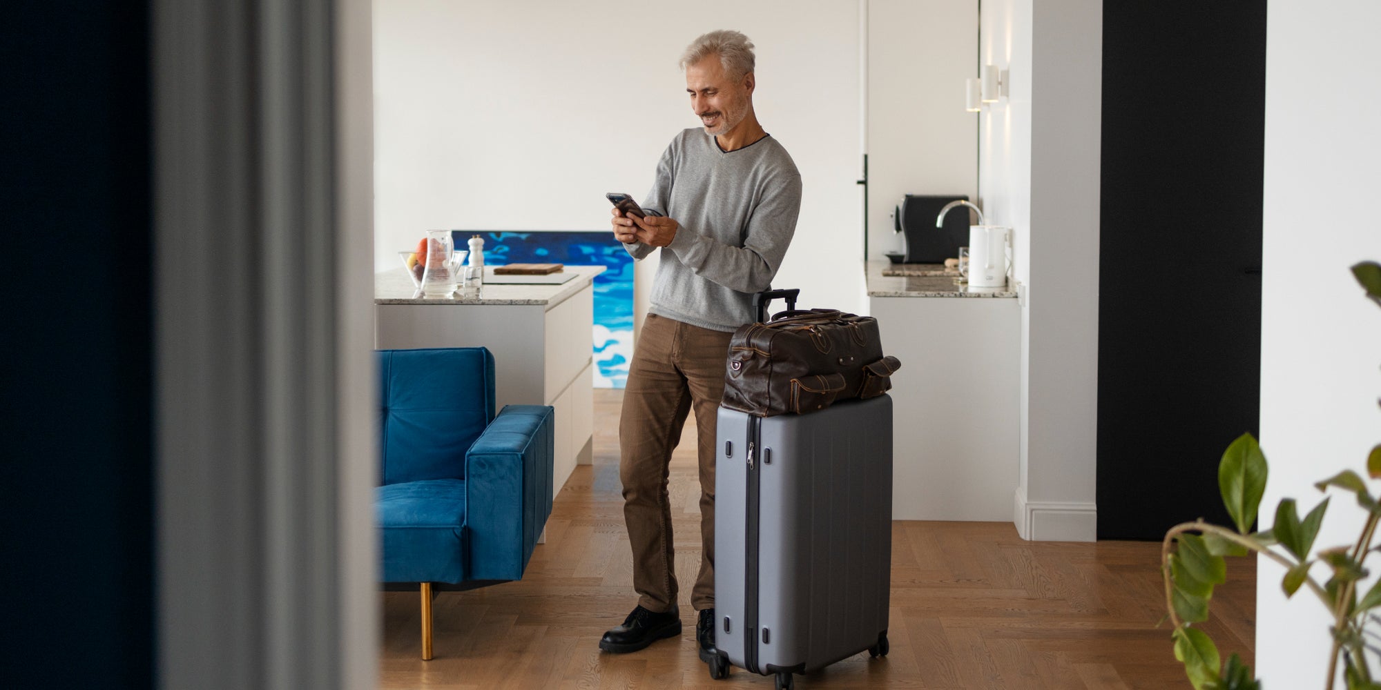 Vous partez bientôt en week-end ou en vacances ? Protégez votre logement avec SFR Maison Sécurisée !