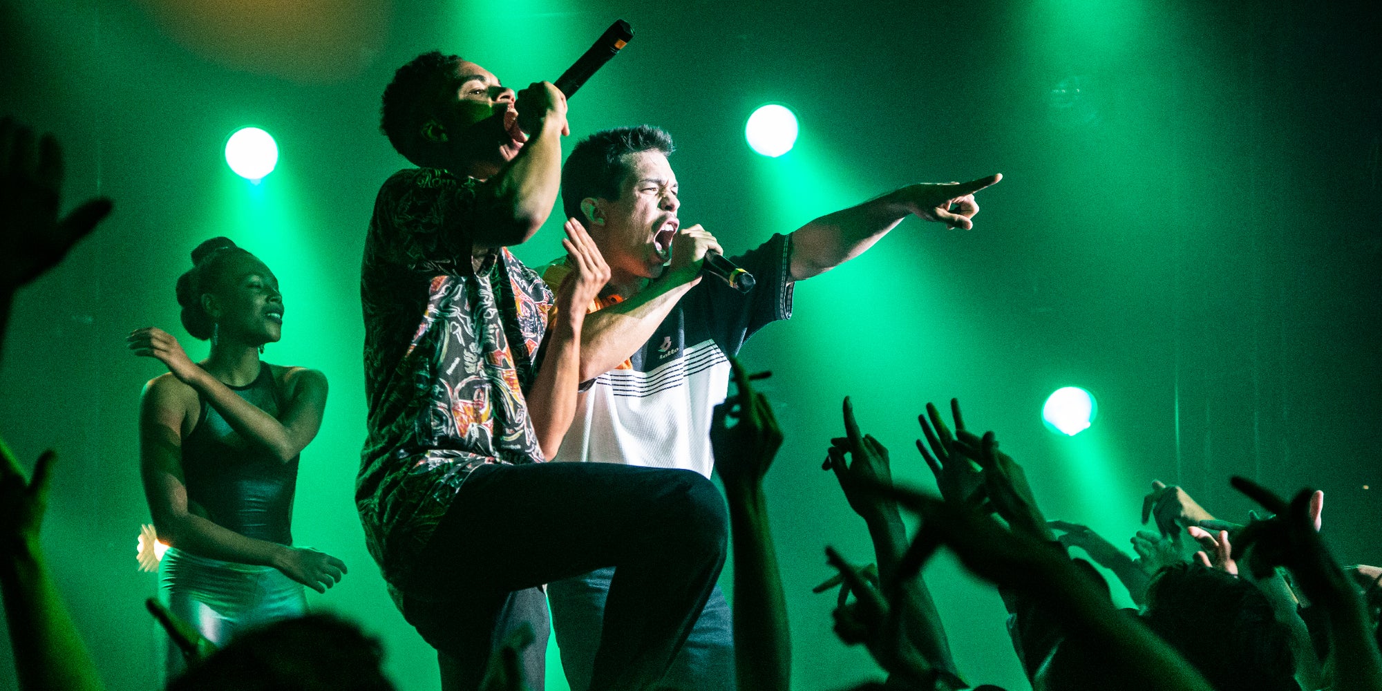 Théo Christine et Sandor Funtek dans la peau des bêtes de scène JoeyStarr et Kool Shen dans "Suprêmes".