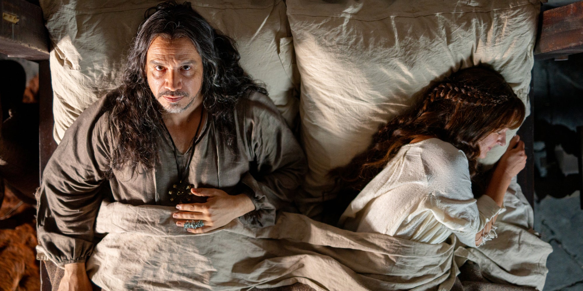 Découvrez sur quelles plateformes retrouver Alexandre Astier dans la peau du roi Arthur dans "Kaamelott".