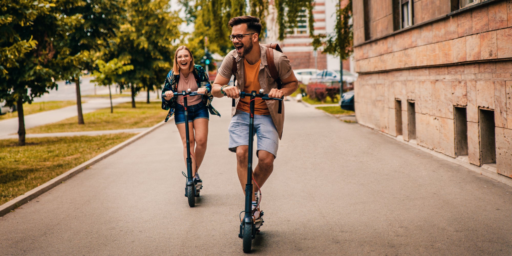 Craquez (enfin) pour une trottinette Xiaomi, offerte en ce moment à l'achat d'un smartphone Mi 10 chez SFR !