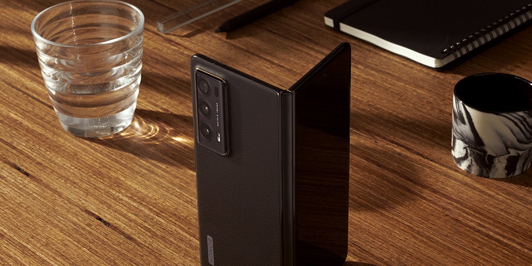 Le HONOR Magic V2 arrive chez SFR.