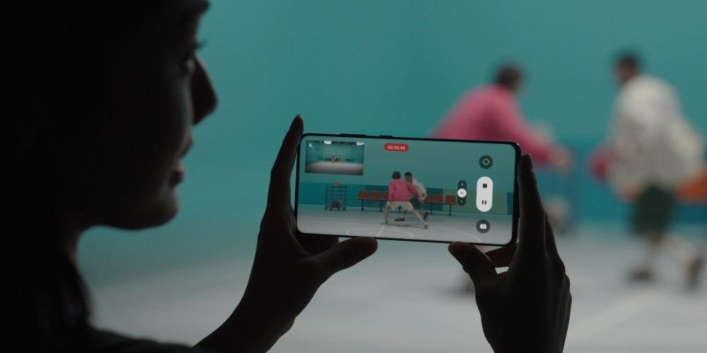 Préparez-vous à exprimer votre créativité avec la nouvelle fonction ISOCELL Zoom Anyplace de Samsung. 