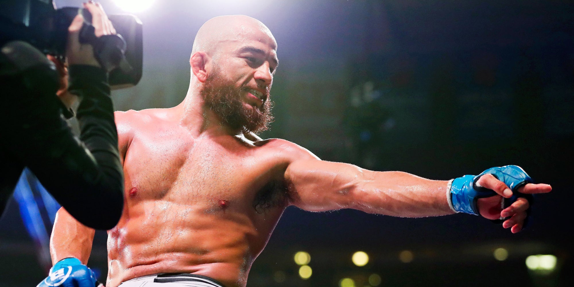 Juan Archuleta lors de sa victoire contre Eduardo Dantas, durant le Bellator 222 au Madison Square Garden, New York, le 15 juin 2019