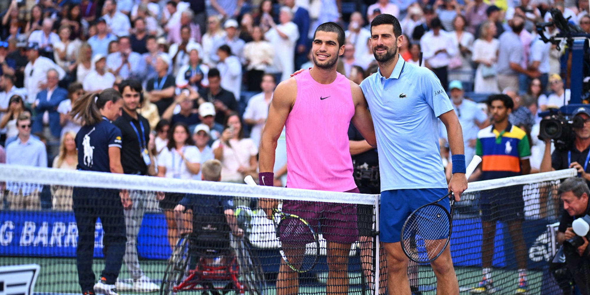 Novak Djokovic et Carlos Alcaraz, ici en demi-finale de l’US Open, le 4 septembre 2025 au Billie Jean National Tennis Center (New York). 
