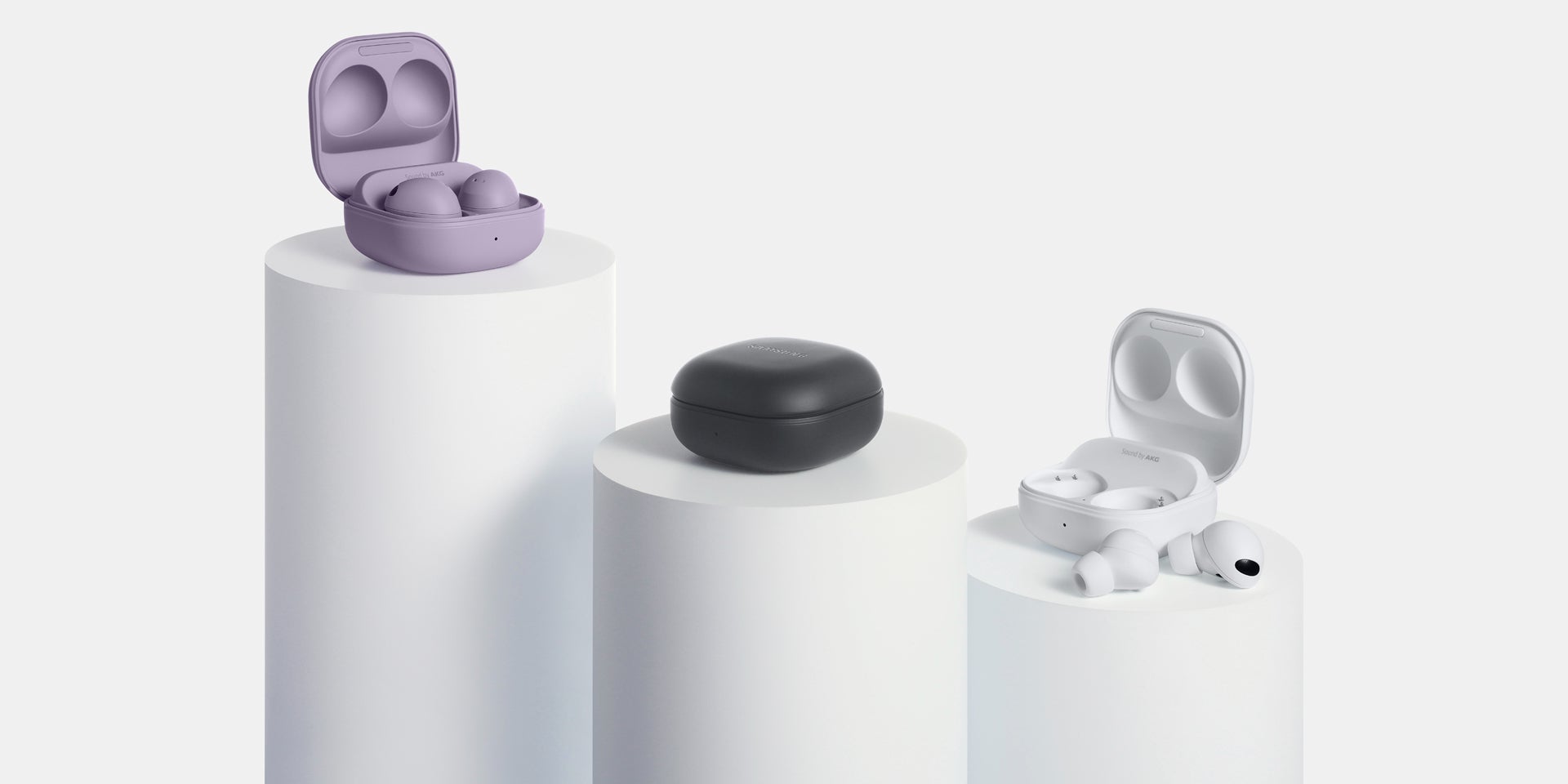 Plus d'un an après les Galaxy Buds2 Pro (en photo), Samsung s'apprêterait-il à dévoiler une version abordable des écouteurs, baptisée Galaxy Buds FE ?