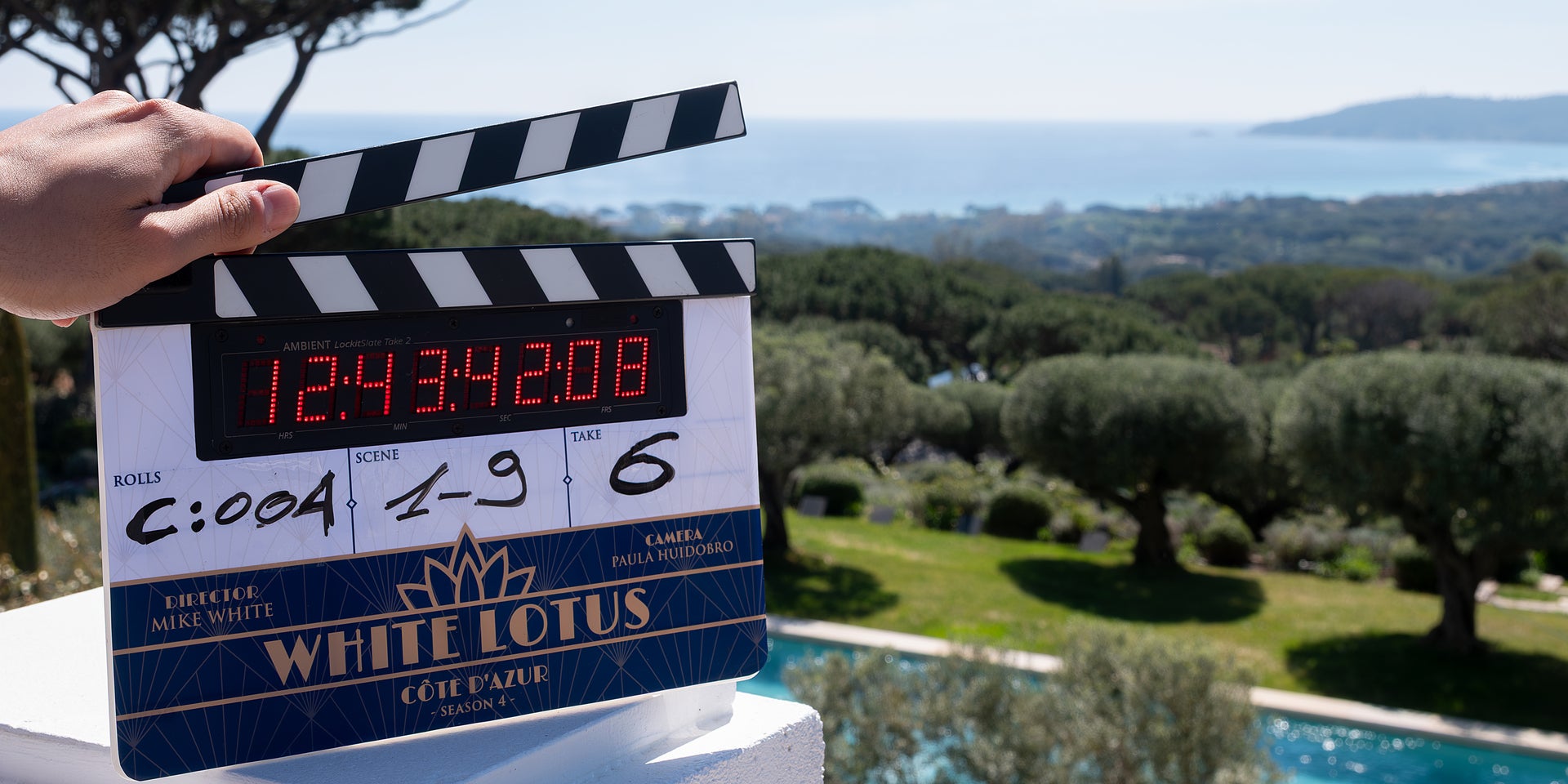 Une première photographie du tournage de la saison 4 de "The White Lotus" sur la Côte d’Azur.
