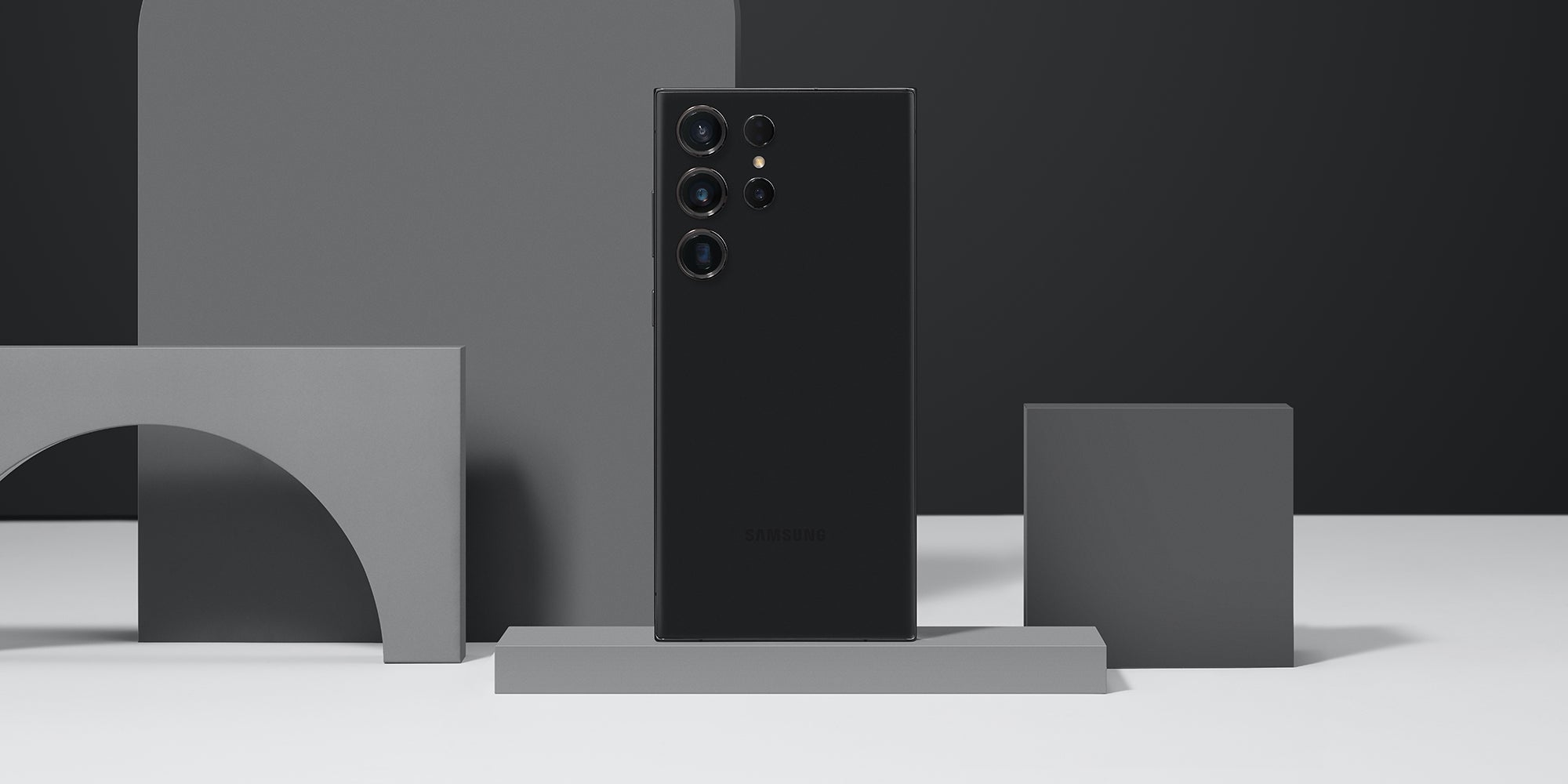 Après les 200 Mpx du Samsung Galaxy S23 Ultra (en photo), un capteur de 432 Mpx pour les futurs flagships de la marque coréenne ?