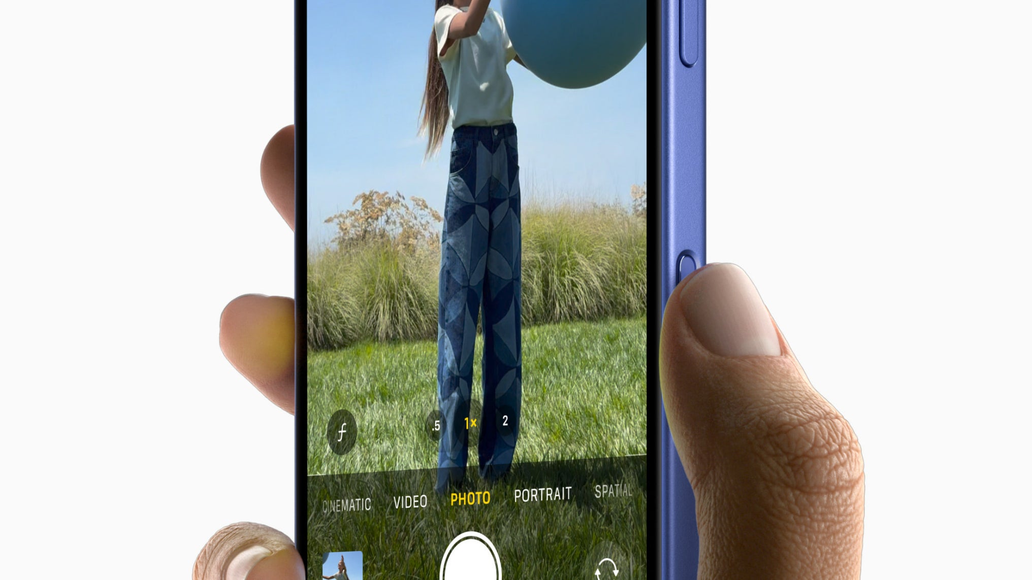 Le nouveau bouton "Commande de l'appareil photo" (ou "Camera Control"), présent sur tous les iPhone 16.