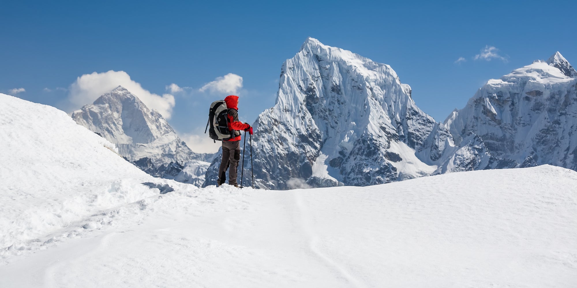Andrzej Bargiel a encore plusieurs jours d'ascension devant lui avant de pouvoir redescendre le versant népalais de l'Everest à skis.