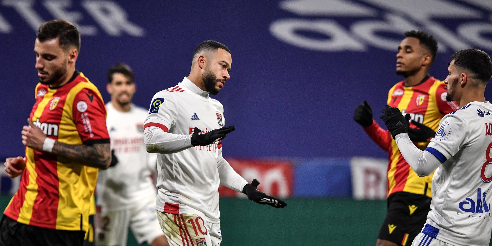 Les joueurs de Lyon lors de la victoire contre le RC Lens (3-2) le mercredi 6 janvier 2021 au Groupama Stadium, Décines-Charpieu