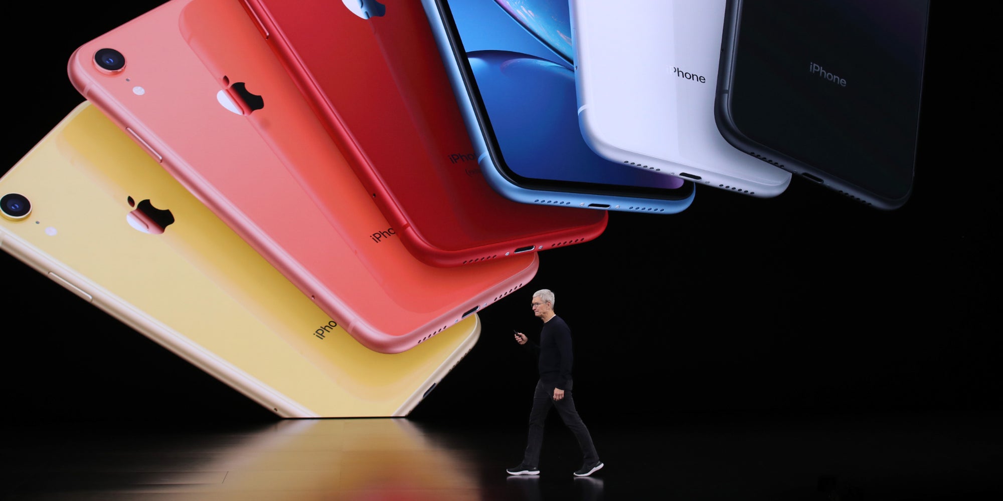Tim Cook présente l'iPhone 11 lors de la traditionnelle Keynote d'Apple à Cupertino, le 10 septembre 2019.
