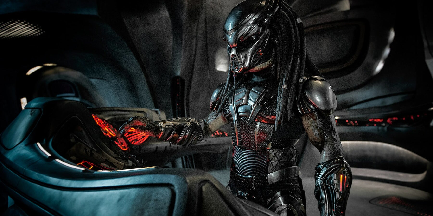 Avec le retour de Predator sur Disney+, voici dans quel ordre regarder les autres films de la franchise.