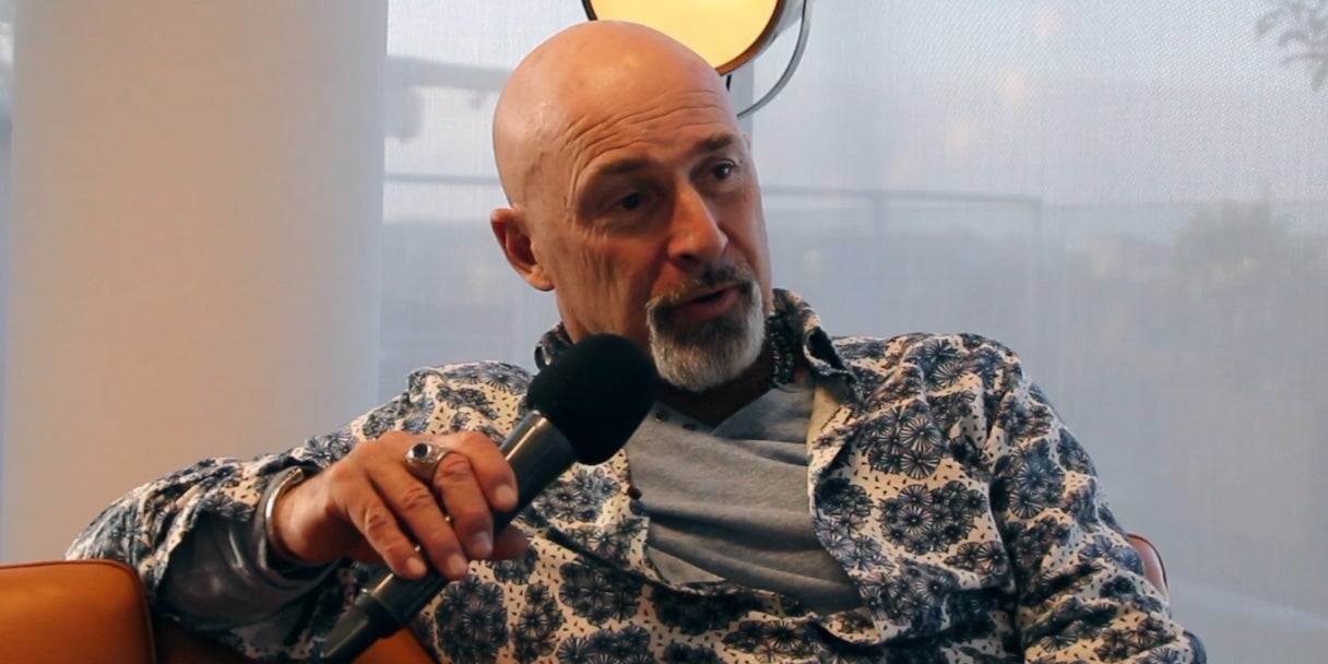 Vincent Lagaf' nous présente sa nouvelle émission "SOS Garage".