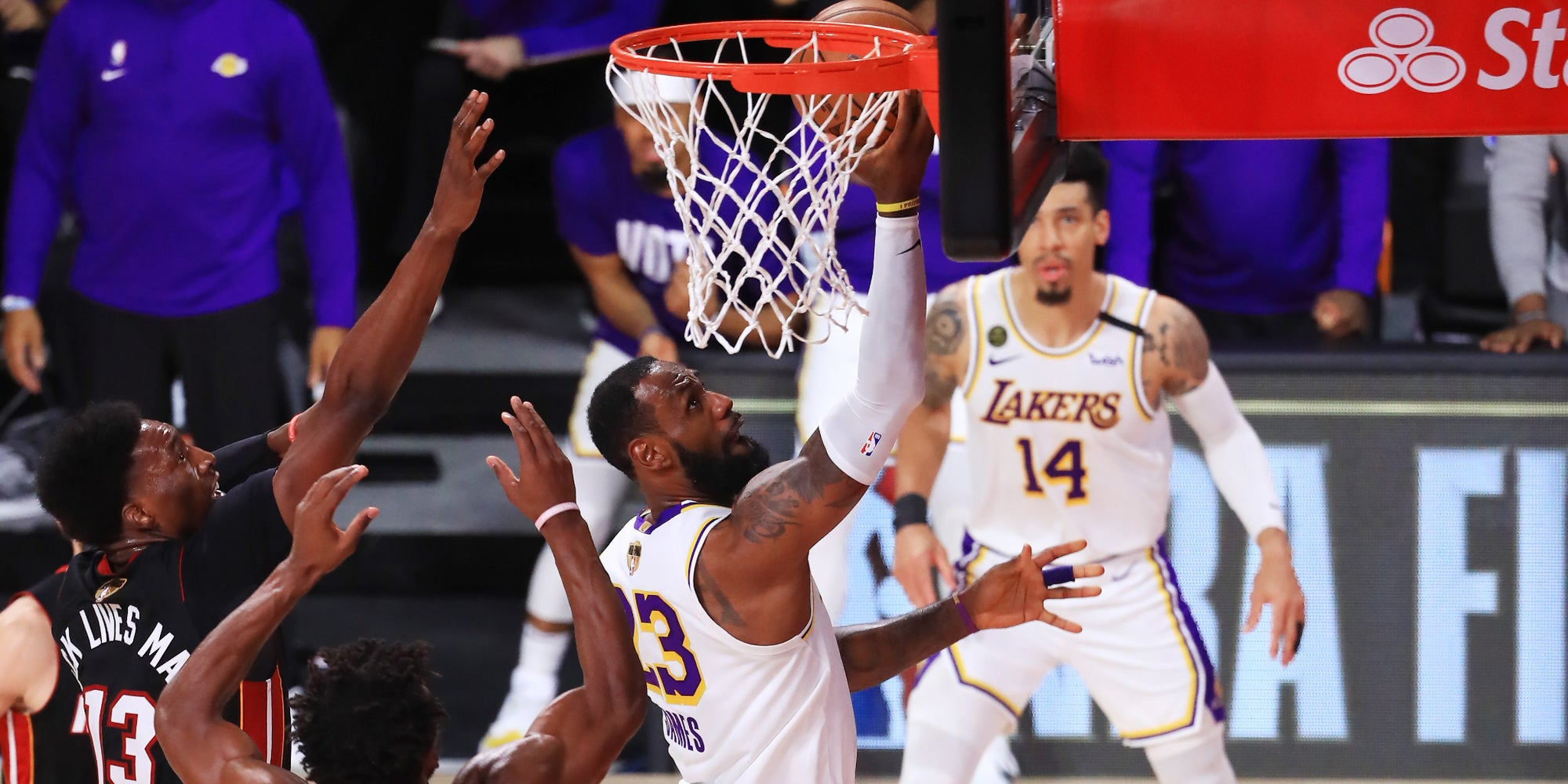 LeBron James des Los Angeles Lakers face au Miami Heat lors du dernier match des NBA Finals, le 11 octobre 2020.