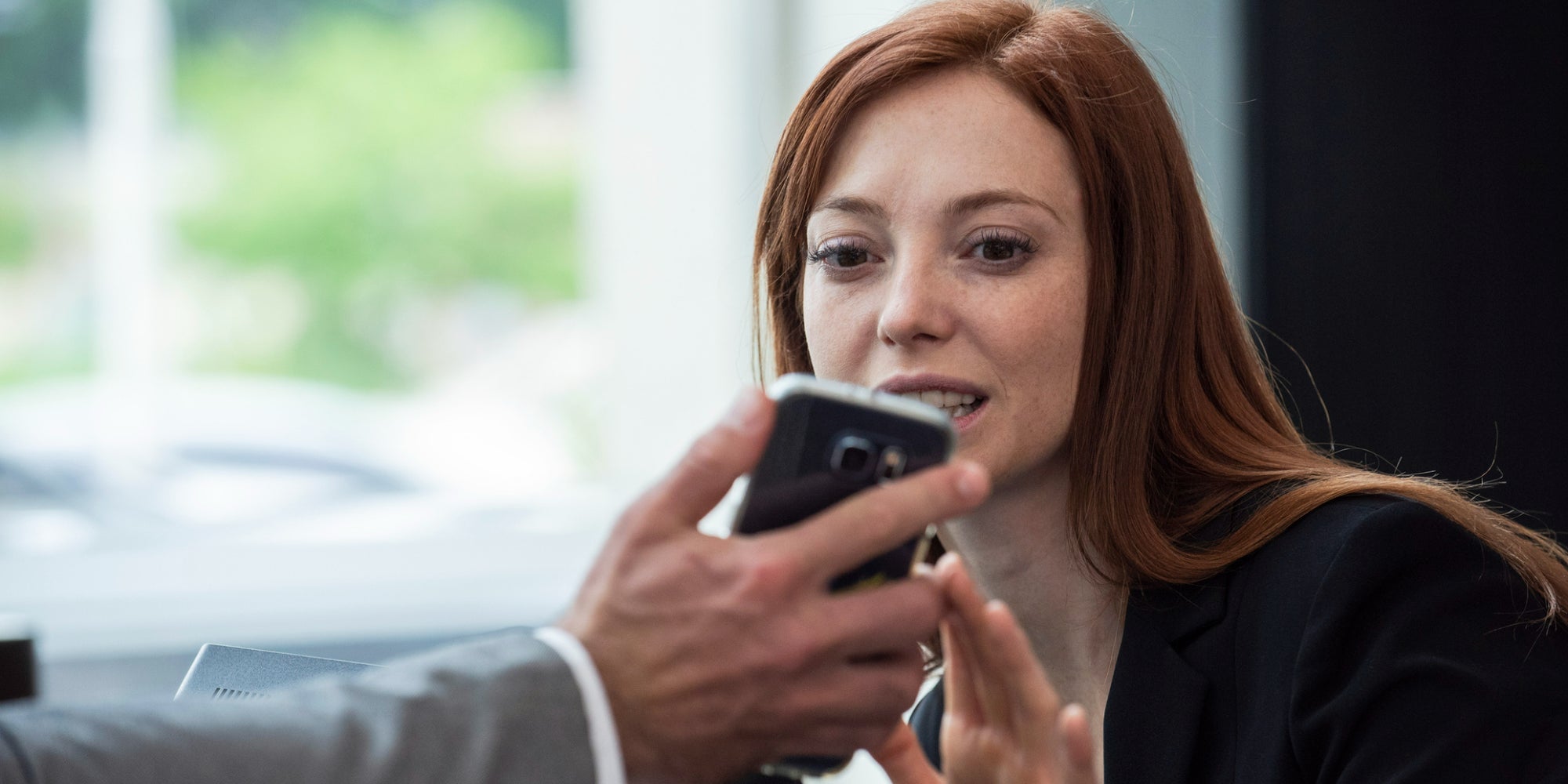 Un projet de décret vise à attribuer des bonus et des malus aux smartphones, impactant leur prix de vente.