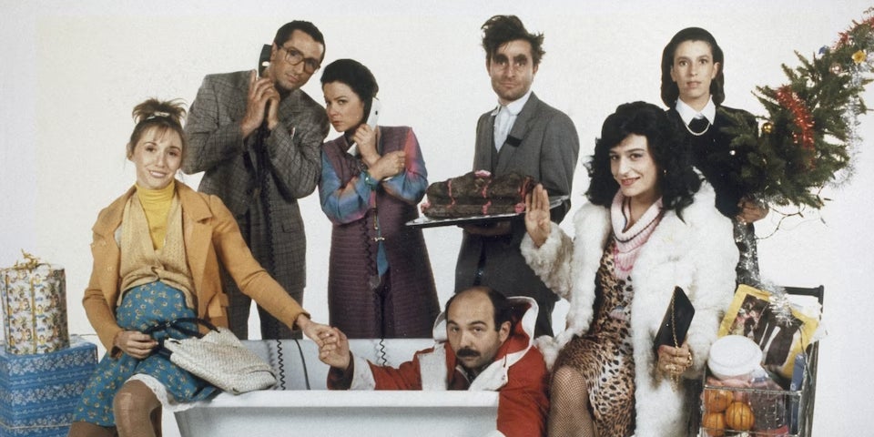 La troupe du Splendid réunie pour le film ''Le Père Noël est une ordure'', disponible dès maintenant sur Netflix. 