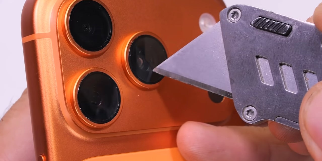 Maintenant c'est au tour de l'iPhone 17 et 17 Pro de passer un test de résistance