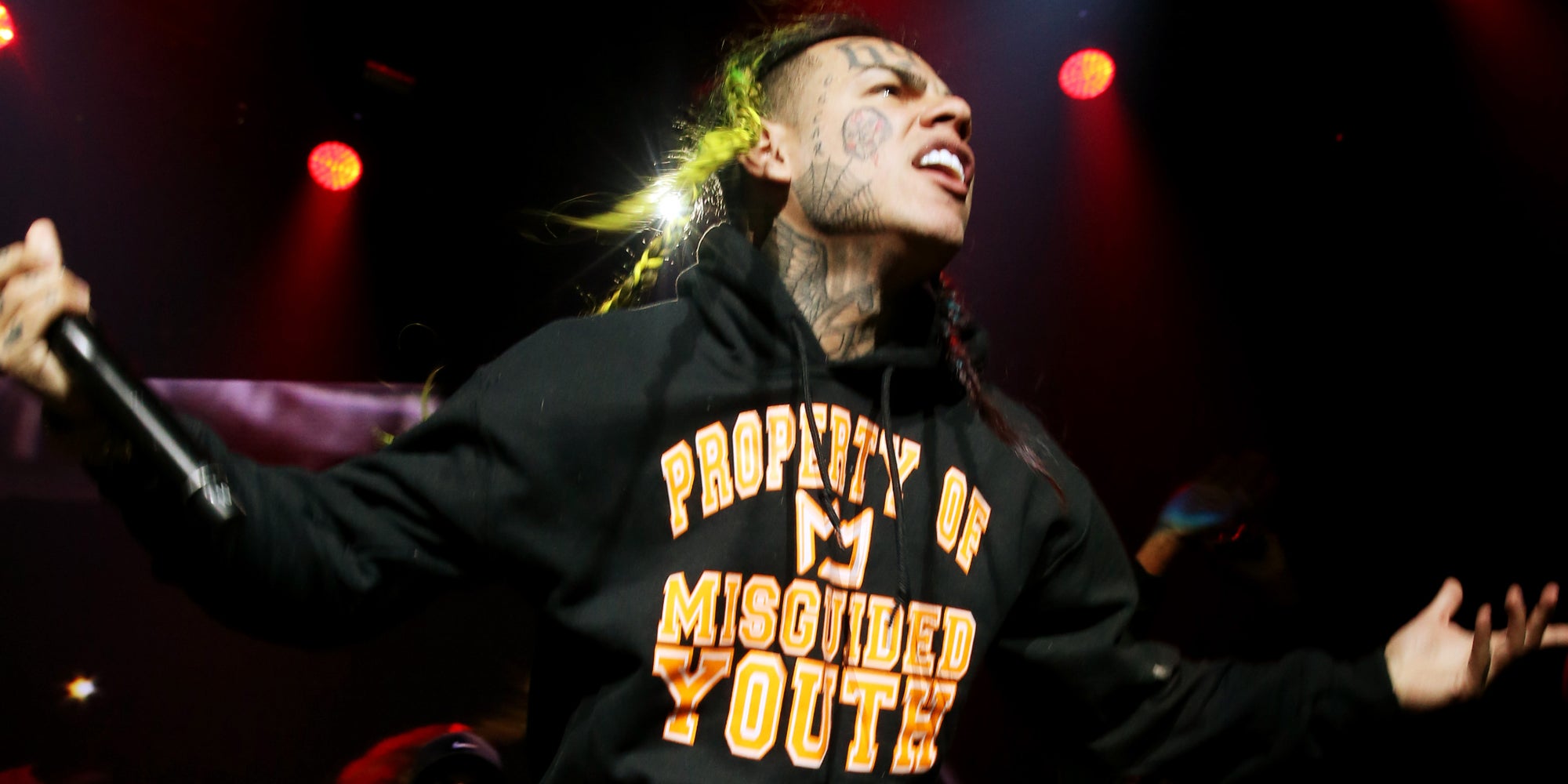 6ix9ine en concert à Newark, dans le New Jersey, le 28 octobre 2018
