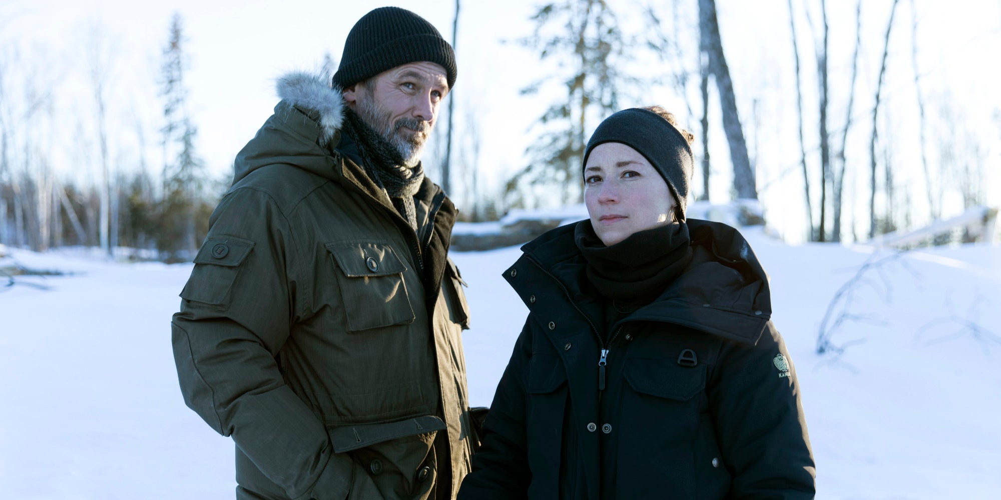 Billy Campbell et Karine Vanasse reprennent du service dans la saison 4 de "Cardinal".