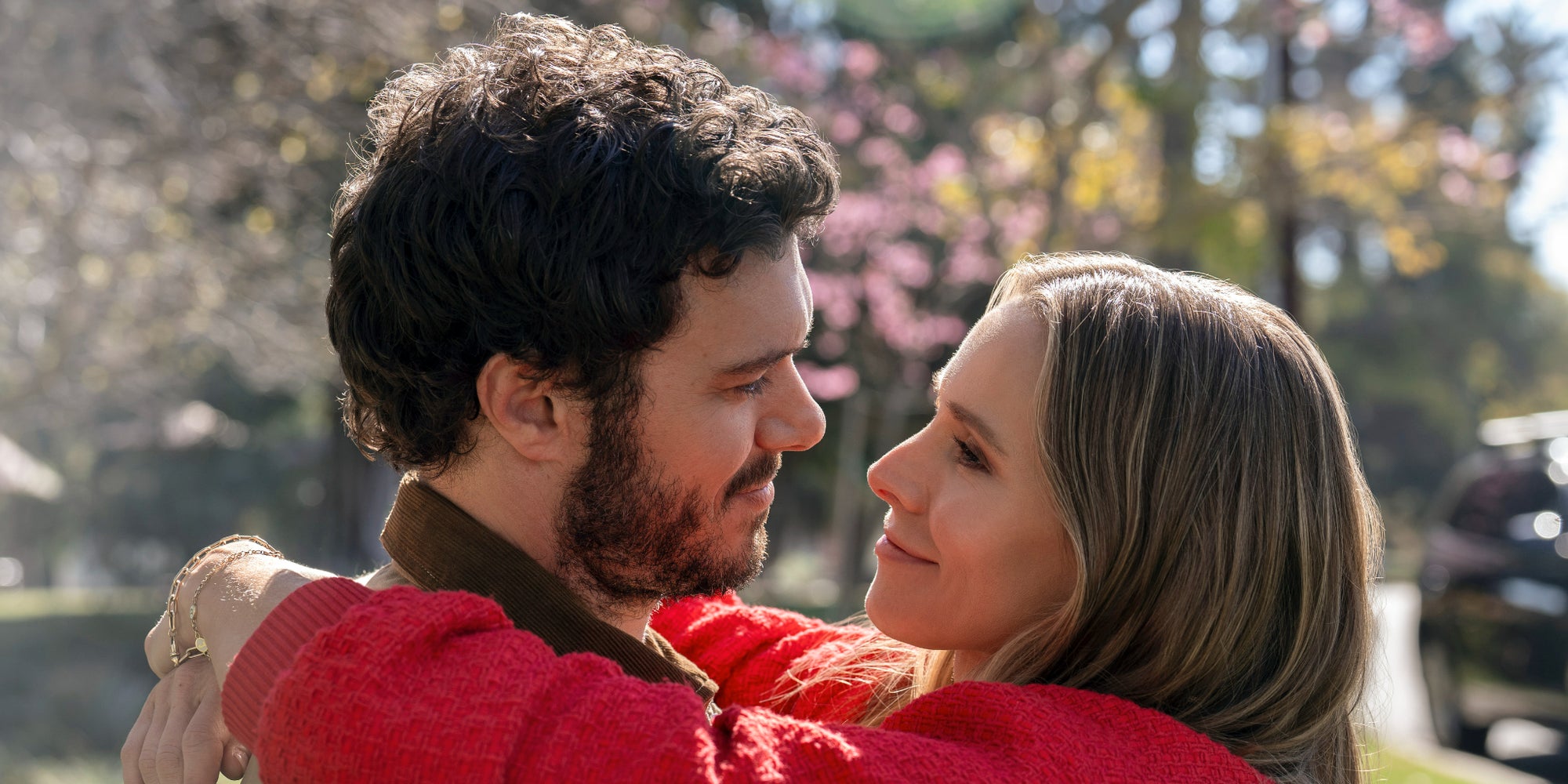 L'histoire d'amour entre Noah (Adam Brody) et Joanne (Kristen Bell) aura-t-elle droit à une suite dans une saison 2 de "Nobody Wants This" sur Netflix ? 
