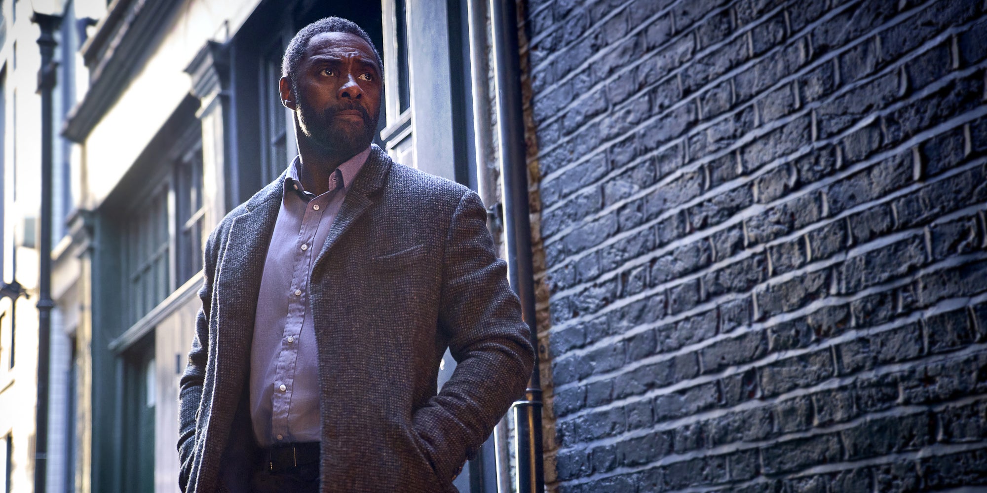 Idris Elba fait son grand retour dans la peau de John Luther.