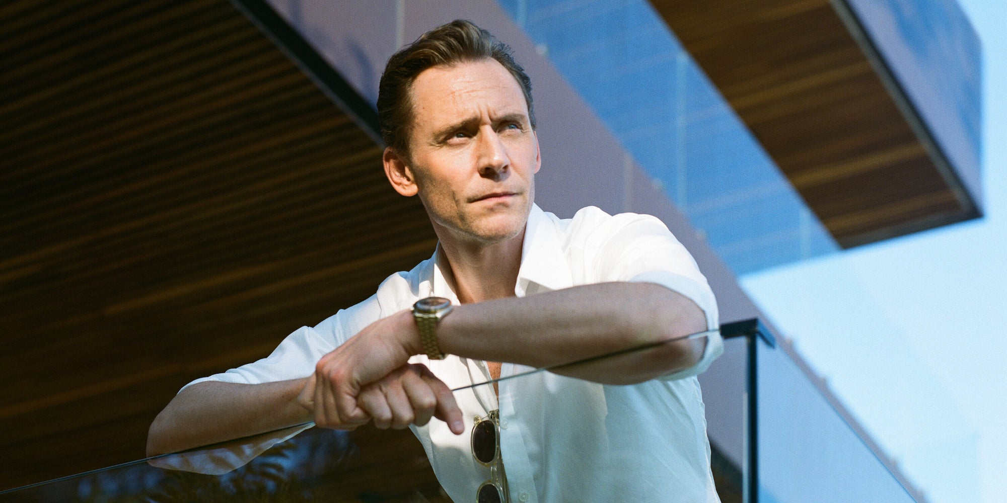 Tom Hiddleston (Jonathan Pine) dans la saison 2 de "The Night Manager", à découvrir sur Prime Video.