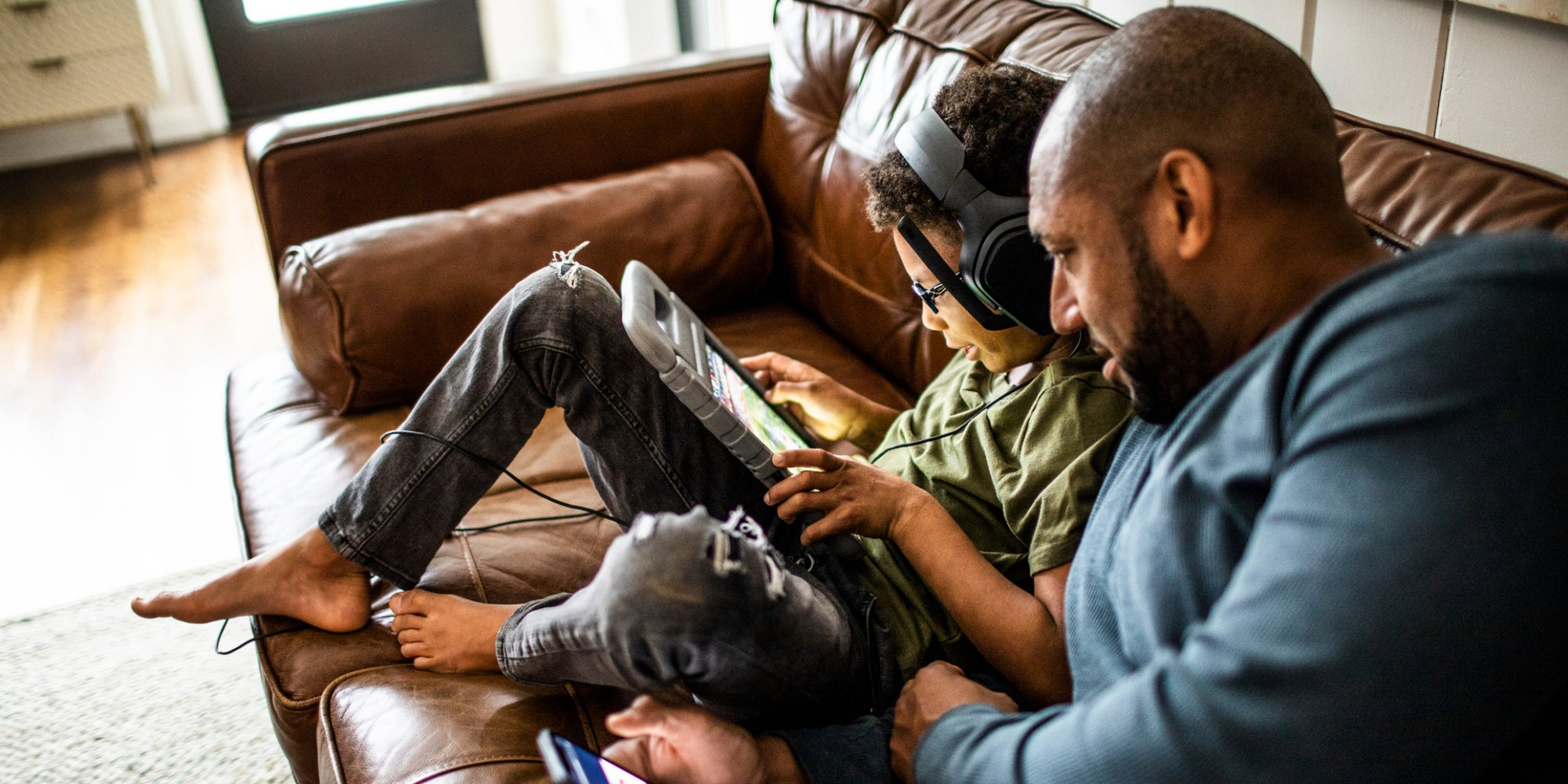 Découvrez l'application SFR Kids Récré et ses plus de 800 contenus entièrement pensés pour les enfants ! 