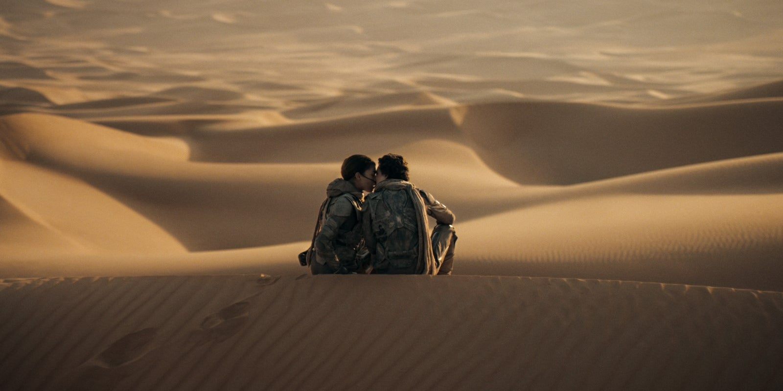 Chani (Zendaya) et Paul Atréides (Timothée Chalamet) dans "Dune, deuxième partie"