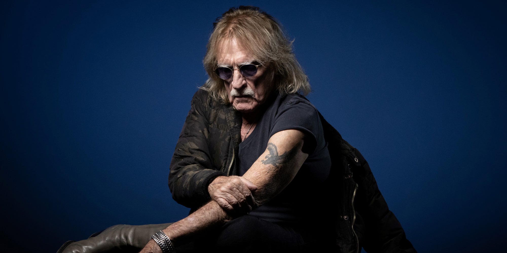 Le chanteur Christophe est décédé dans la nuit du 16 au 17 avril 2020 à Brest, à l'âge de 74 ans