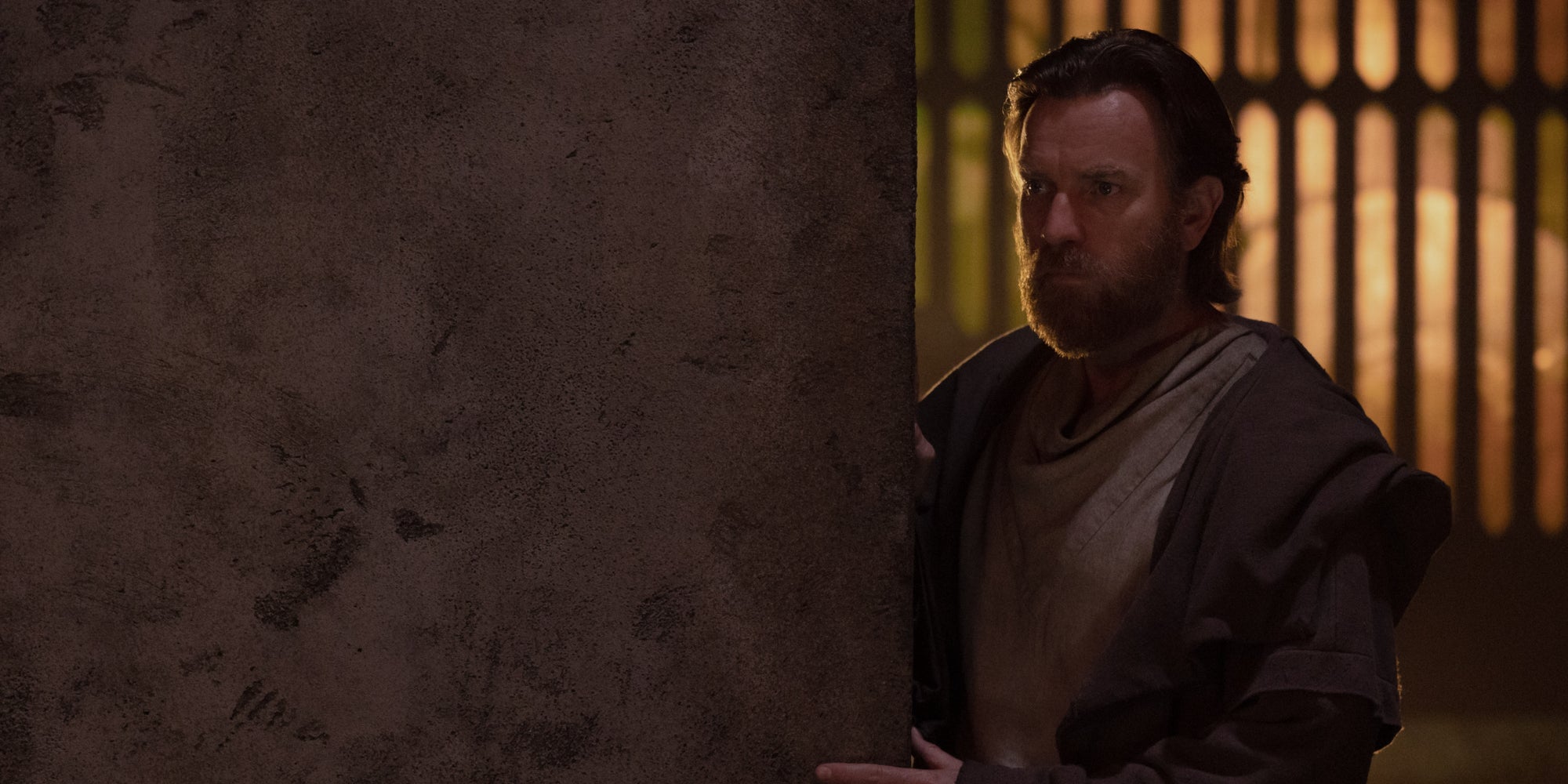 Ewan McGregor reprend du service dans la peau de l'un des plus célèbres Jedi de Star Wars, Obi-Wan Kenobi.