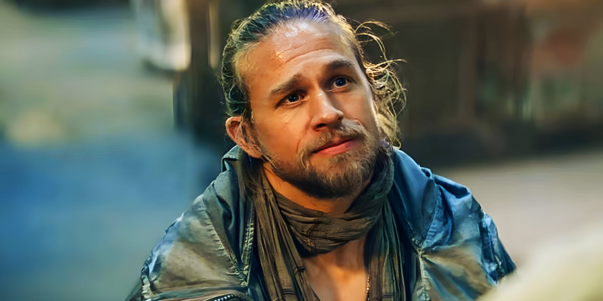 Zack Snyder livre ses explications sur la fin de "Rebel Moon - Partie 1" et le sort réservé au personnage de Kai (Charlie Hunnam).