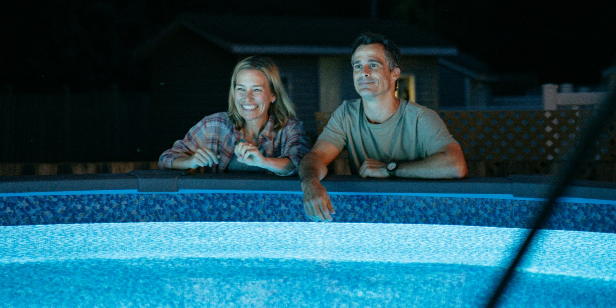 "Amour Apocalypse" nous présente une romance contemporaine et réaliste