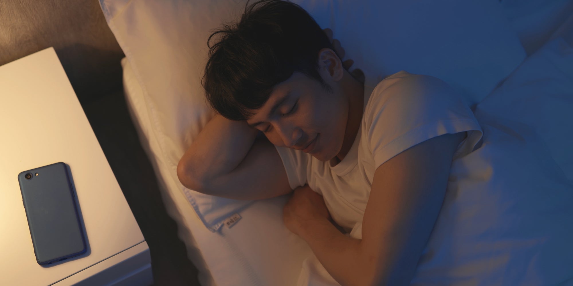 Google pourrait bientôt proposer un meilleur suivi du sommeil sur smartphone, en proposant d'indiquer toute détection de toux et/ou de ronflement durant la nuit.