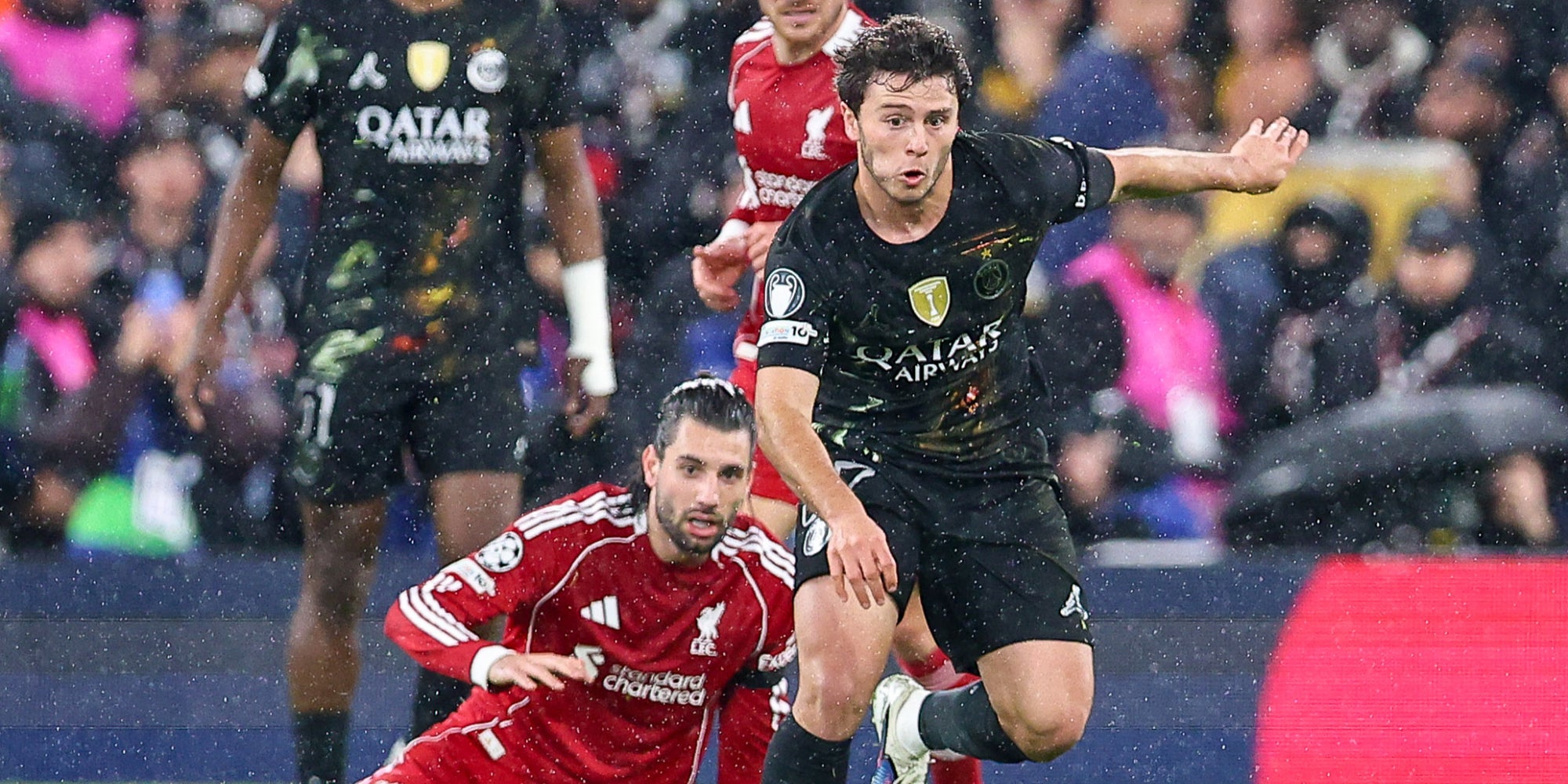 João Neves lors du quart de finale retour entre Liverpool et le PSG, le 14 avril 2026 à Anfield.