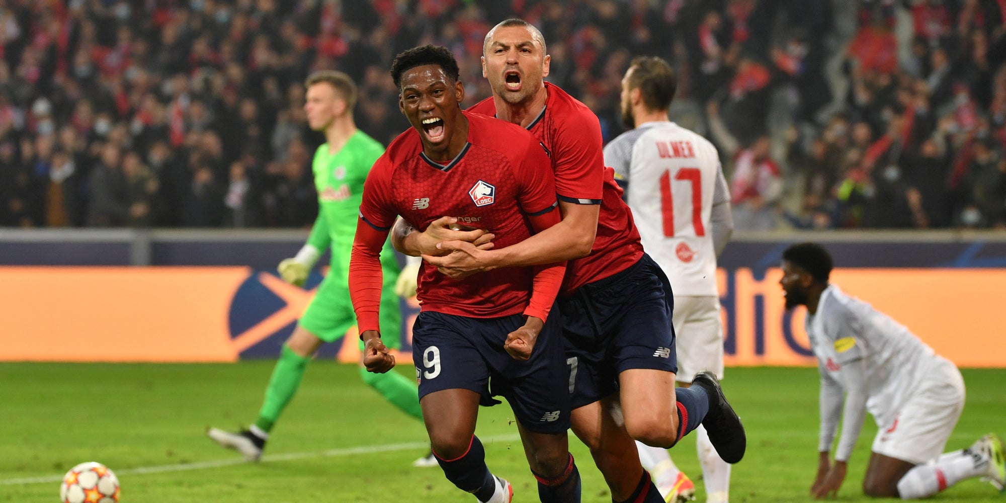 Les joueurs du LOSC lors du match de Ligue des Champions contre le RB Salzbourg, le 23 novembre 2021 au stade Pierre Mauroy, Lille